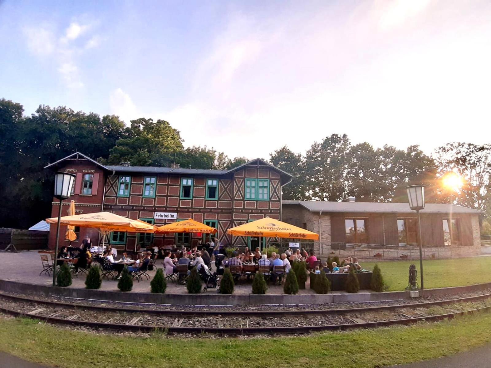 Appartements Am Alten Bahnhof In Fehrbellin Check In Mit Schluesselbox Bagian luar foto